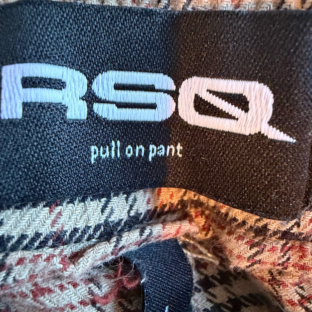 RSQ pull on men’s pants. Size Large. Earth tone plaid. Straight leg. - Picture 3 of 4
